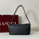 Replica Borsa a tracolla Gucci Half Horsebit Mini/media 860787 Pelle Granata Nero Imitazione