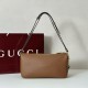 Replica Borsa a tracolla Gucci Half Horsebit Mini/media 860787 Pelle Granata Marrone Imitazione
