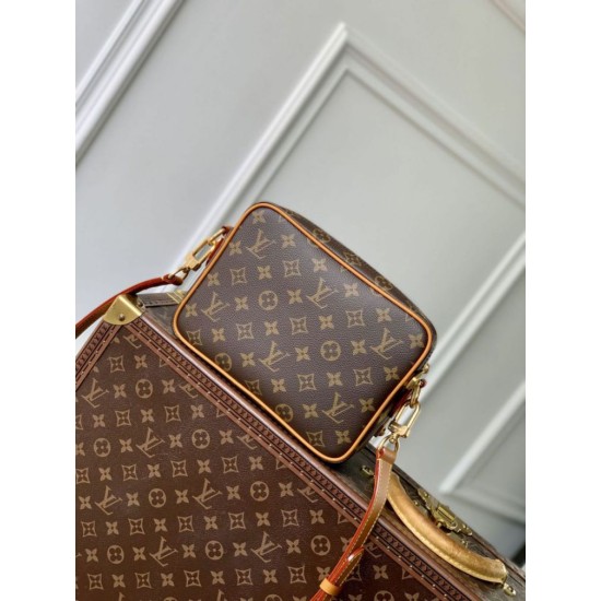 Replica Borsa a tracolla da uomo Louis Vuitton Nil G69 M14016 False Replica Borsa a tracolla da uomo Louis Vuitton Nil G69 M14016 Imitazione