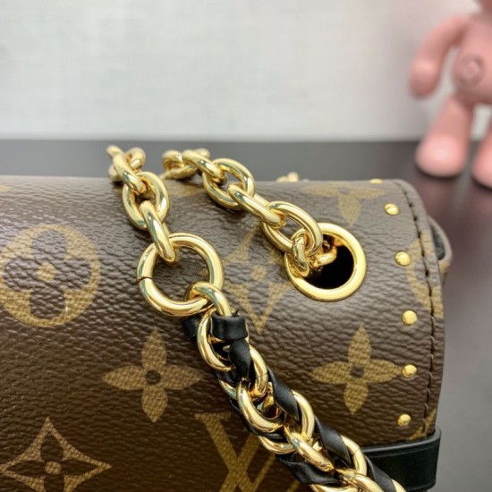 Replica Borsa a tracolla Louis Vuitton Trunkie M14526 Imitazione