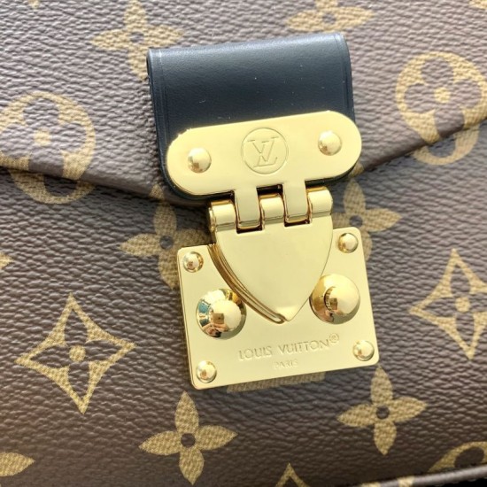 Replica Borsa a tracolla Louis Vuitton Trunkie M14526 Imitazione