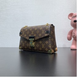 Replica Borsa a tracolla Louis Vuitton Trunkie M14526 Imitazione
