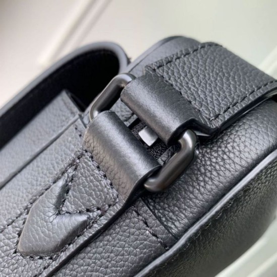 Replica Borsa a tracolla Boarding Louis Vuitton LV Aerogram da uomo M15265 Nera Imitazione