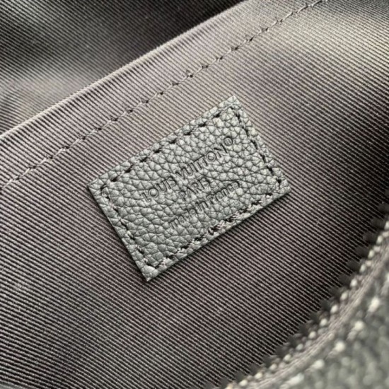 Replica Borsa a tracolla Boarding Louis Vuitton LV Aerogram da uomo M15265 Nera Imitazione