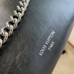 Replica Borsa a tracolla Louis Vuitton CarryAll Cargo Vibe PM M24861 Nera Imitazione