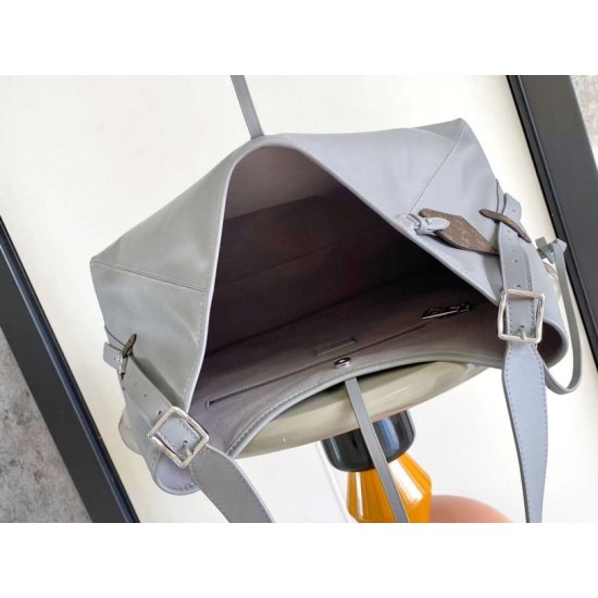 Replica Borsa LV CarryAll Cargo Vibe MM M25143 Grigia False Replica Borsa LV CarryAll Cargo Vibe MM M25143 Grigia Imitazione