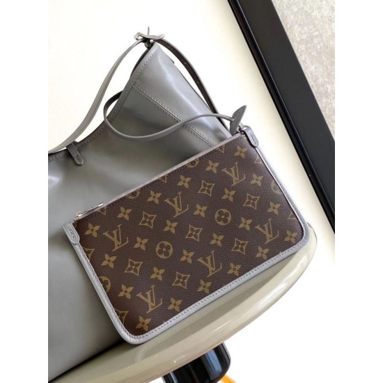 Replica Borsa LV CarryAll Cargo Vibe MM M25143 Grigia False Replica Borsa LV CarryAll Cargo Vibe MM M25143 Grigia Imitazione