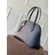Replica Borsa tote Louis Vuitton Low Key Duffle M26257 Nera Imitazione