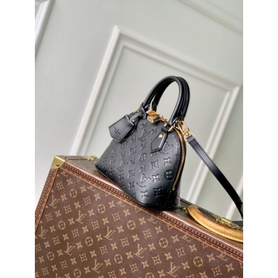 Replica Borsa LV Classic Alma BB M26409 Nera Imitazione
