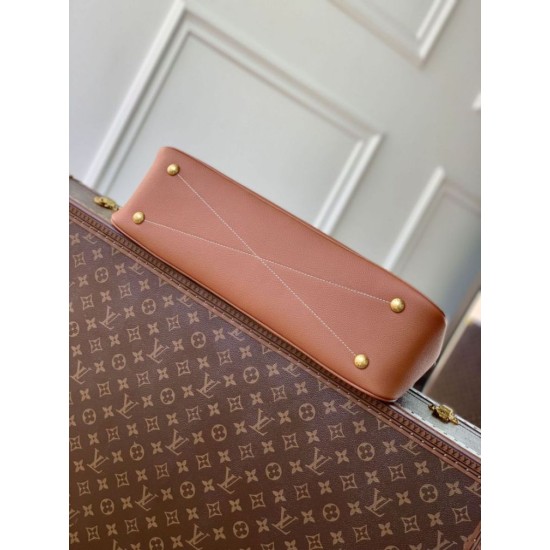 Replica Borsa tote Louis Vuitton Low Key Duffle M26688 Marrone Imitazione