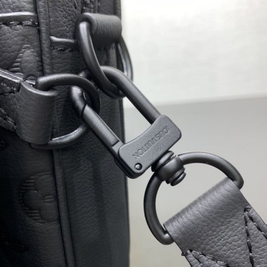 Replica Borsa messenger da uomo Louis Vuitton Trio M26713 Nera Imitazione