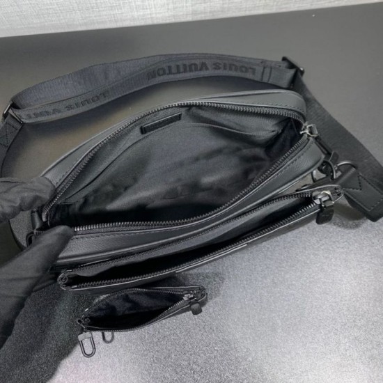 Replica Borsa messenger da uomo Louis Vuitton Trio M26713 Nera Imitazione