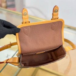 Replica Borsa a tracolla Louis Vuitton Satchel Wearable Wallet G69 M26805 Imitazione