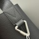 Replica Borsa hobo da uomo Louis Vuitton Verso M27022 Nera Imitazione