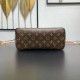 Replica Borsa a secchiello Louis Vuitton Low Key Hobo piccola M25352 Nero Imitazione