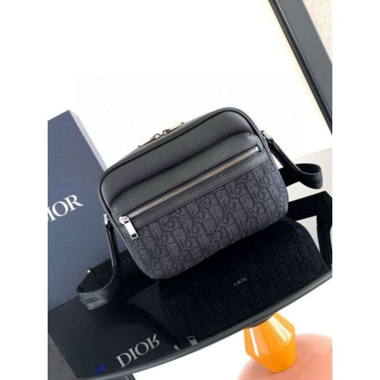 Migliore Repliche Borsa a tracolla con cerniera Dior Rider 2.0 nera obliqua con nero Economiche Outlet Online