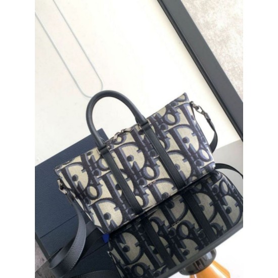 Replica perfetta Dior Weekender 25 Borsa Beige Maxi Dior Oblique Jacquard Imitazione Outlet Online
