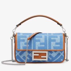 Miglior Falso Mini borsa Fendi Baguette in denim con ricamo FF Economiche Premium