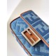Miglior Falso Mini borsa Fendi Baguette in denim con ricamo FF Economiche Premium