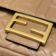 Replica perfetta Borsa media Fendi Baguette in nappa beige FF Imitazione Outlet Online