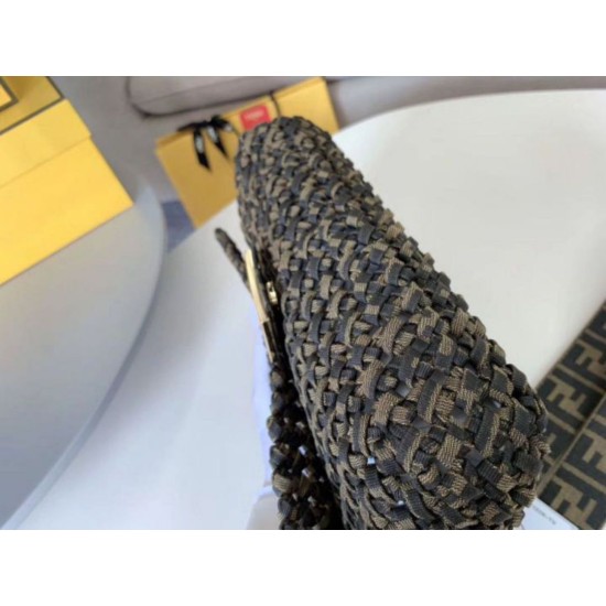 Repliche Borsa Baguette Media Fendi Strisce Intrecciate Imitazioni Premium Perfette Qualità Repliche Borsa Baguette Media Fendi Strisce Intrecciate Imitazione