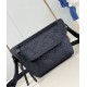Miglior Falso Borsa indossabile Louis Vuitton Pulse con monogramma nero ombra Economiche Premium