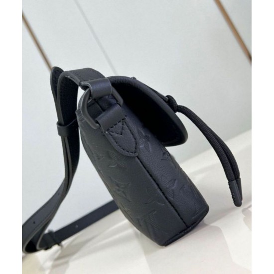 Miglior Falso Borsa indossabile Louis Vuitton Pulse con monogramma nero ombra Economiche Premium