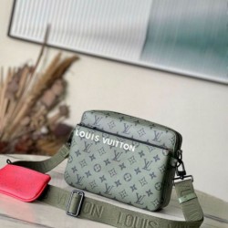 Miglior Falso Borsa a tracolla Louis Vuitton Trio Tela monogramma verde M23783 Economiche Premium