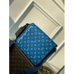 Perfette Qualità Repliche Borsa Louis Vuitton District PM Tela monogramma blu M23785 Imitazione