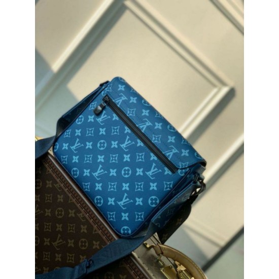 Perfette Qualità Repliche Borsa Louis Vuitton District PM Tela monogramma blu M23785 Imitazione