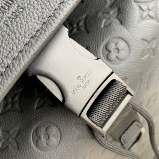 Miglior Falso Zaino da trekking Louis Vuitton Monogram Shadow M43680 Economiche Premium