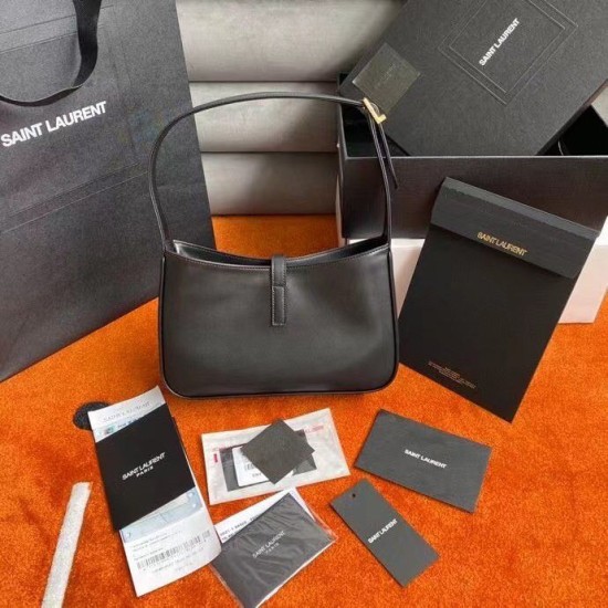 Migliore Repliche YSL Saint Laurent Le 5 à 7 Borsa Hobo Nera Economiche Outlet Online