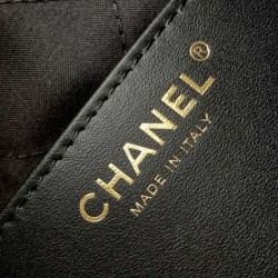 Repliche Borsa Mini Chanel 22 Pelle di Vitello Lucida AS3980 Nera Imitazioni False Online