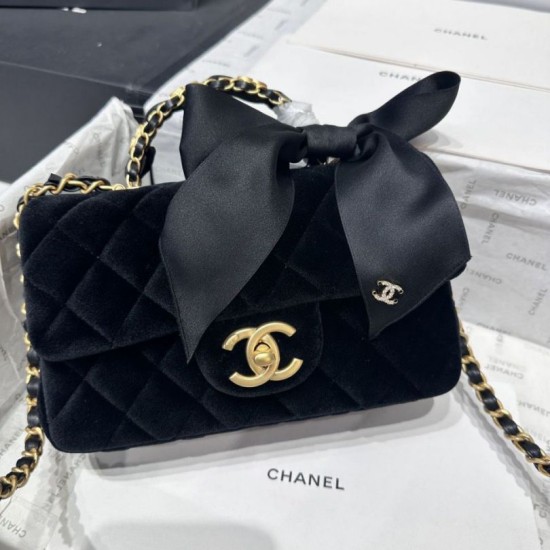 Repliche Borsa Chanel Mini con patta e manico AS5875 Nero Imitazioni False Online