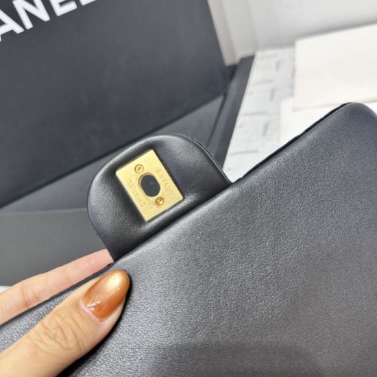 Repliche Borsa Chanel Mini con patta e manico AS5875 Nero Imitazioni False Online