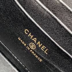 Repliche Borsa Chanel Vanity con catena AP4530 Nero Imitazioni False Online