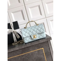 Repliche Borsa Chanel piccola con patta e manico superiore AS5702 Azzurro Imitazioni False Online
