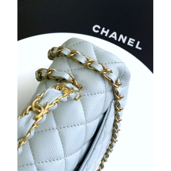 Repliche Borsa Chanel piccola con patta e manico superiore AS5702 Azzurro Imitazioni False Online