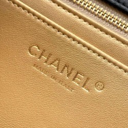 Repliche Borsa Chanel piccola con patta classica CF in pelle di agnello lucida nera Imitazioni False Online