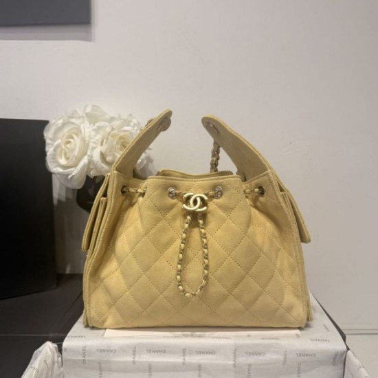 Repliche Chanel AS5293, borsa a secchiello con coulisse piccola Hobo Vintage, pelle di daino gialla Imitazioni False Online