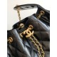 Repliche Chanel AS5293 Borsa a secchiello piccola Hobo Vintage con coulisse in vacchetta nera Imitazioni False Online