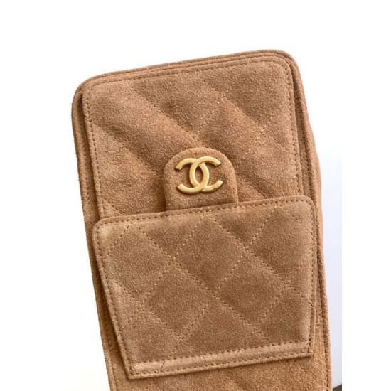 Repliche Chanel AS5293 Borsa a secchiello piccola Hobo Vintage con coulisse in pelle scamosciata marrone Imitazioni False Online