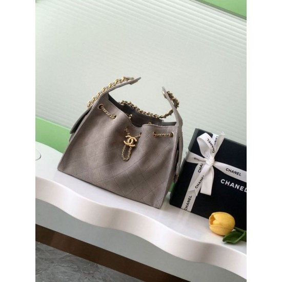 Repliche Chanel AS5293 Borsa a secchiello piccola Hobo Vintage con coulisse in pelle scamosciata viola chiaro Imitazioni False Online