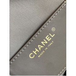 Replica Chanel AS5293 Borsa a secchiello piccola Hobo Vintage con coulisse in pelle scamosciata viola chiaro Imitazioni False Repliche Chanel AS5293 Borsa a secchiello piccola Hobo Vintage con coulisse in pelle scamosciata viola chiaro Imitazioni False Online