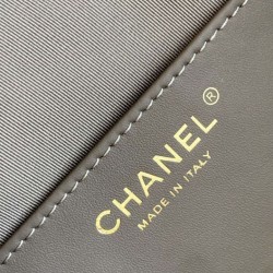 Repliche Chanel AS5293 Borsa a secchiello piccola Hobo Vintage con coulisse in pelle scamosciata viola chiaro Imitazioni False Online