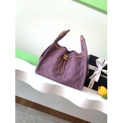 Repliche Chanel AS5293 Borsa a secchiello piccola Hobo Vintage con coulisse in pelle scamosciata viola Imitazioni False Online