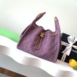 Repliche Chanel AS5293 Borsa a secchiello piccola Hobo Vintage con coulisse in pelle scamosciata viola Imitazioni False Online