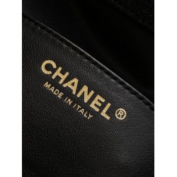 Replica Chanel AS5293 Borsa a secchiello piccola Hobo Vintage con coulisse in denim nero Imitazioni False Repliche Chanel AS5293 Borsa a secchiello piccola Hobo Vintage con coulisse in denim nero Imitazioni False Online