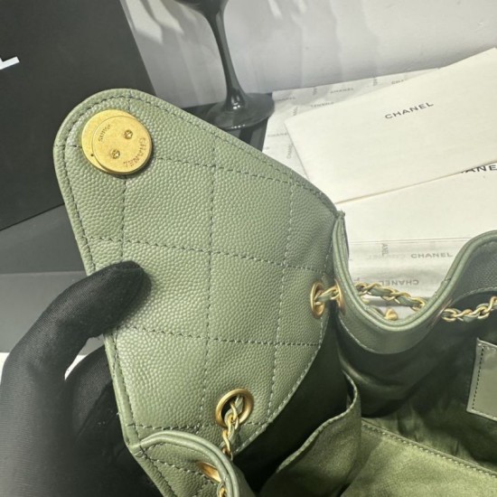 Replica Chanel 25c AS5293 Borsa a secchiello Hobo Vintage piccola con coulisse in pelle di vitello granata Verde Imitazioni False Repliche Chanel 25c AS5293 Borsa a secchiello Hobo Vintage piccola con coulisse in pelle di vitello granata Verde Imitazioni False Online