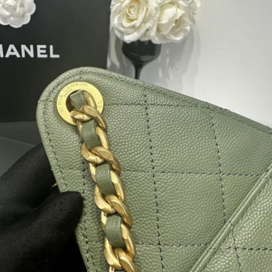 Replica Chanel 25c AS5293 Borsa a secchiello Hobo Vintage piccola con coulisse in pelle di vitello granata Verde Imitazioni False Repliche Chanel 25c AS5293 Borsa a secchiello Hobo Vintage piccola con coulisse in pelle di vitello granata Verde Imitazioni False Online
